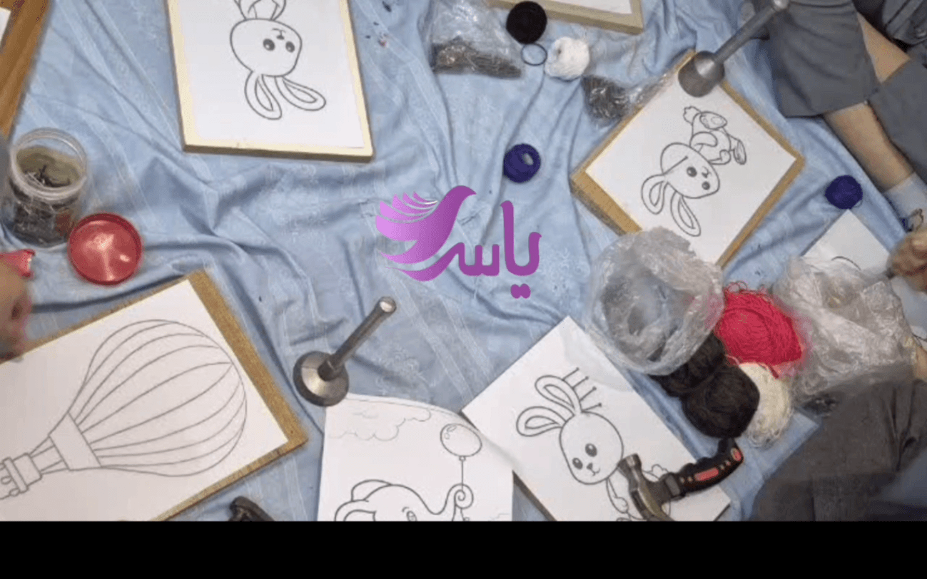 تابلوی هنری میخ و ریسمان