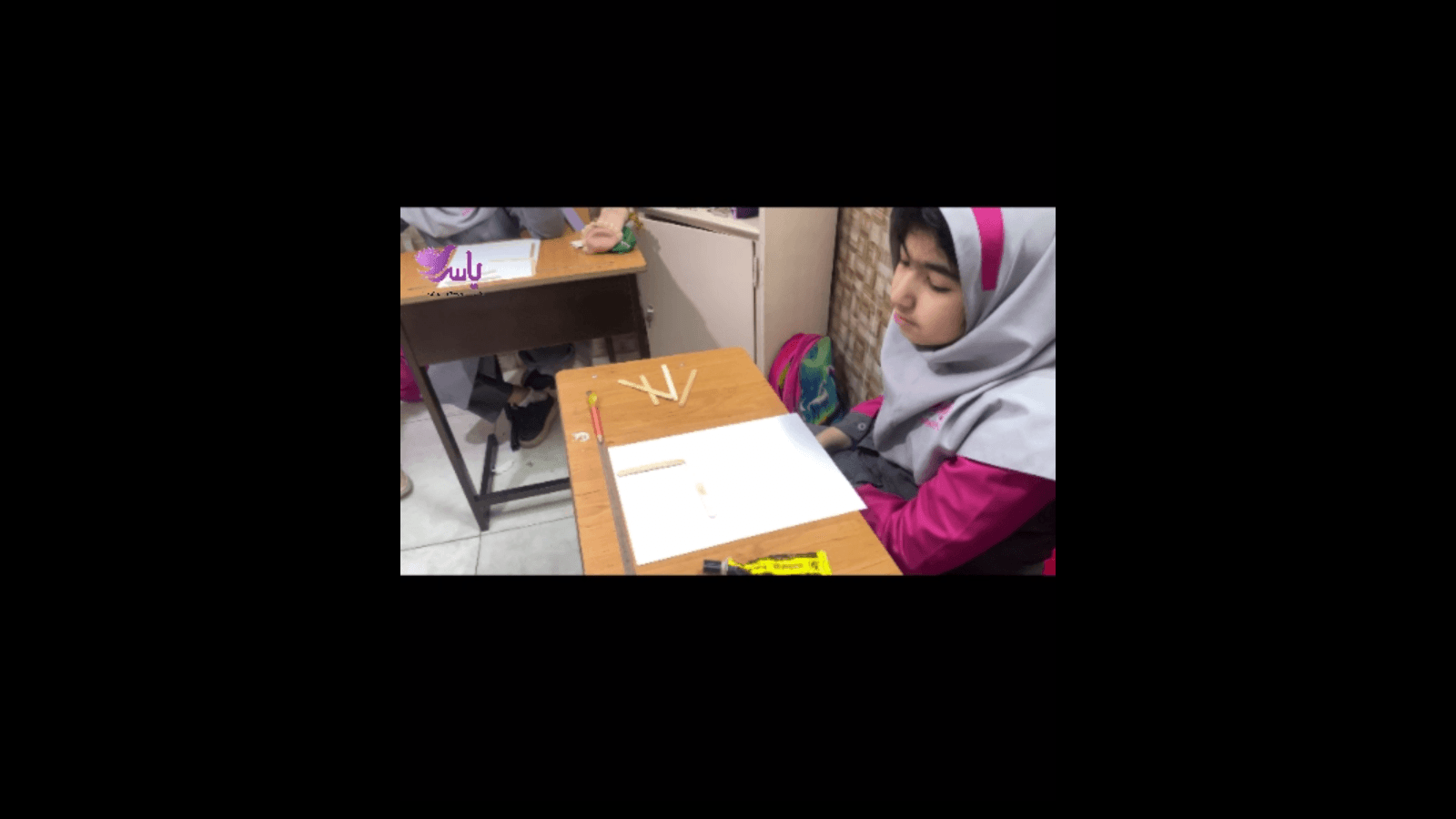 املای زاویه ای با چوب بستنی