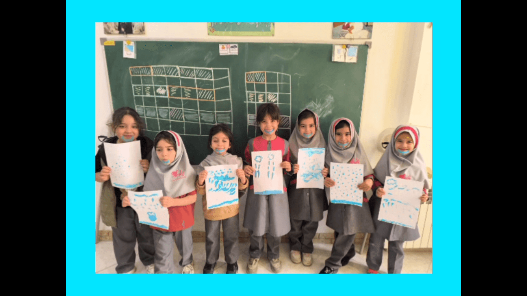 ب رو لبم نشسته